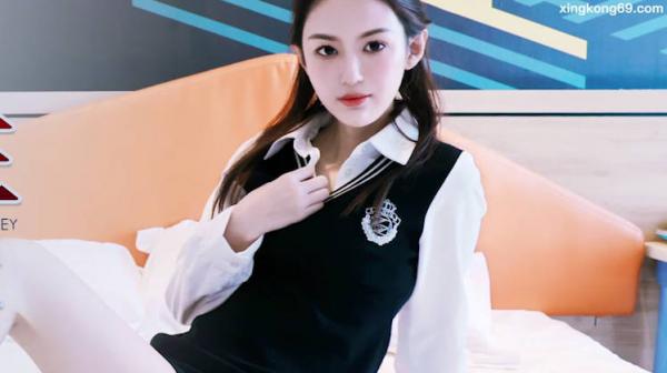 星空传媒XKG096女大学生为钱堕落